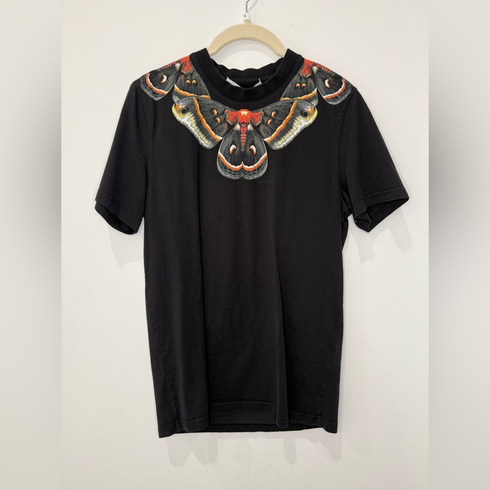 Givenchy - Picture 3 of 5